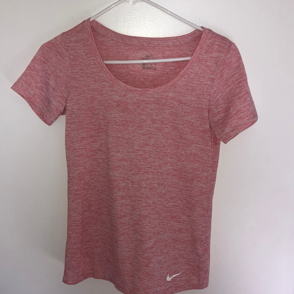 light pink nike shirt